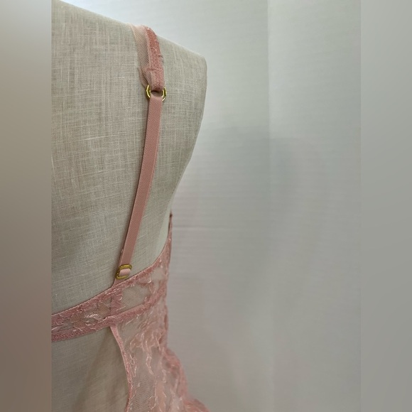 Vintage Victoria's Secret Pink Lace Chemise - Picture 10 of 14